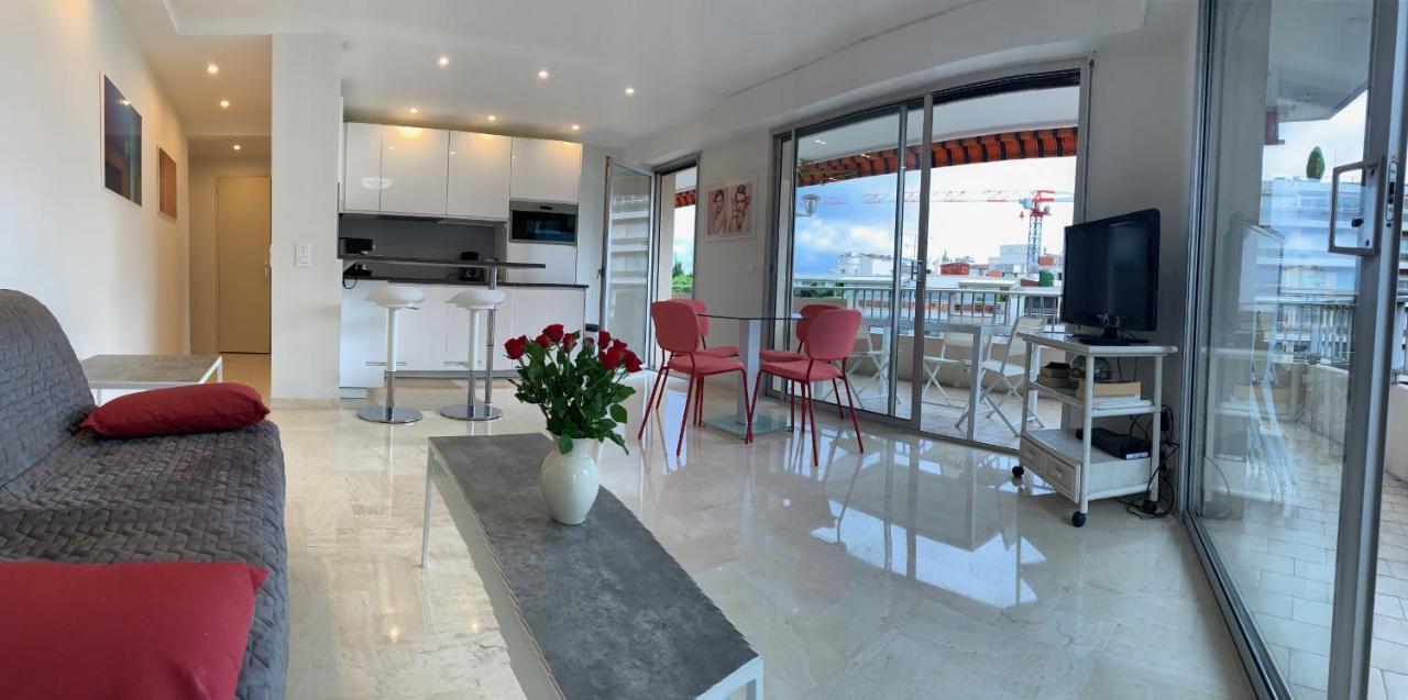 Palm D'or / Gir2405 / 2p Apartment
